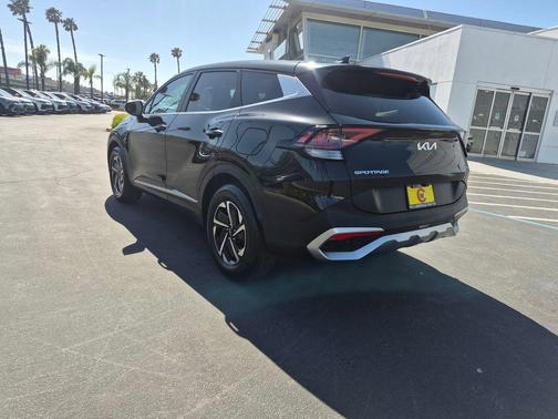 Fusion Black 2023 Kia Sportage Hybrid LX