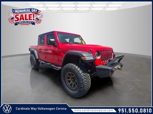Firecracker Red Clearcoat 2022 Jeep Gladiator Rubicon