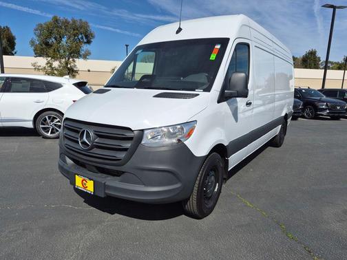 2025 Mercedes-Benz Sprinter 2500 High Roof