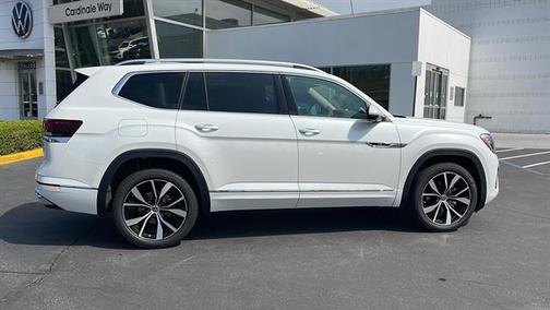 2025 Volkswagen Atlas 2.0T SEL Premium R-Line 4MOTION