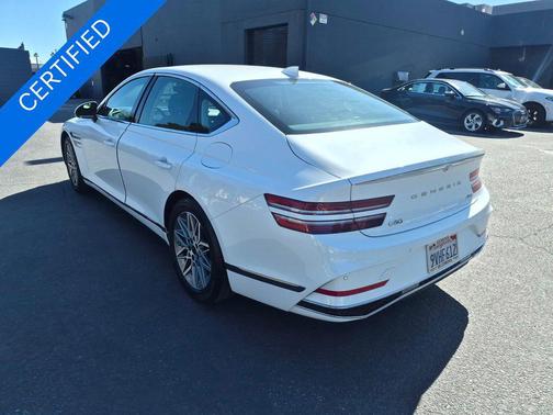 Uyuni White 2026 Genesis G80 2.5T AWD