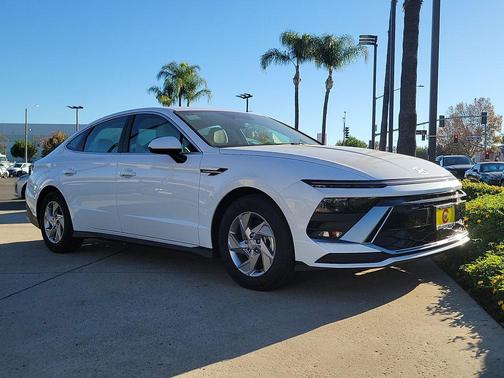 2025 Hyundai SONATA SE