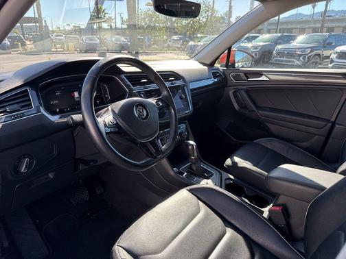 2019 Volkswagen Tiguan 2.0T SEL