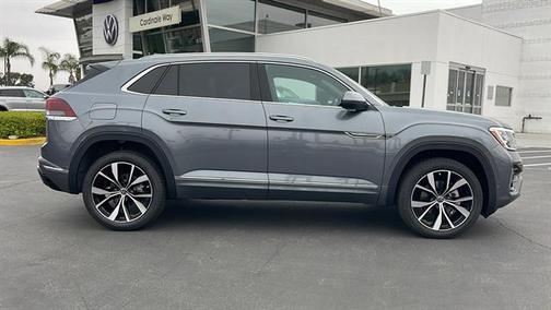 2025 Volkswagen Atlas Cross Sport 2.0T SEL Premium