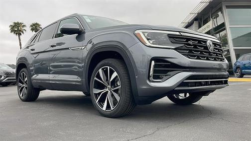 2025 Volkswagen Atlas Cross Sport 2.0T SEL Premium