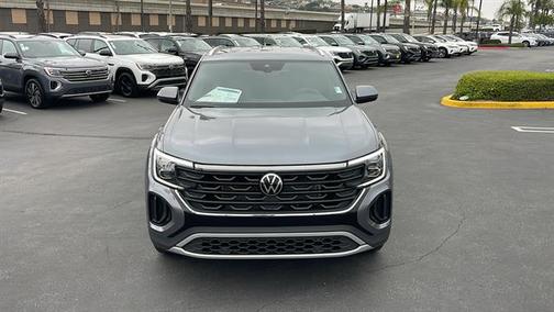 2025 Volkswagen Atlas Cross Sport 2.0T SE