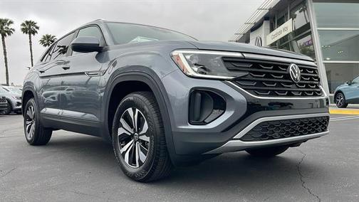 2025 Volkswagen Atlas Cross Sport 2.0T SE