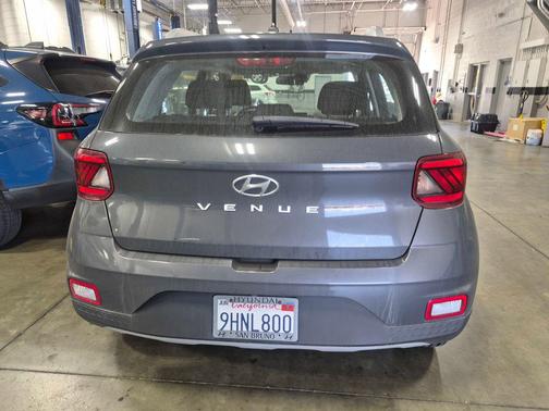 Ecotronic Gray 2023 Hyundai VENUE SEL
