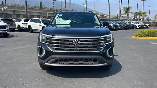 2025 Volkswagen Atlas 2.0T SE w/Technology 4MOTION