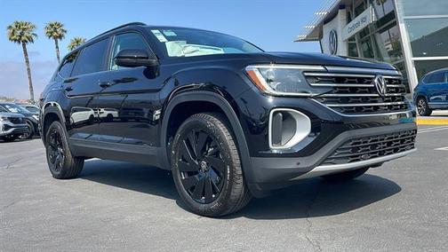 2025 Volkswagen Atlas 2.0T SE w/Technology 4MOTION