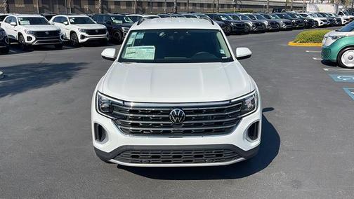 2025 Volkswagen Atlas 2.0T SE