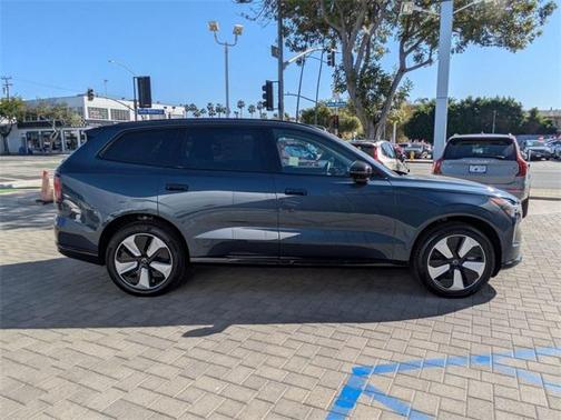 2025 Volvo EX90 Twin Motor Performance Plus