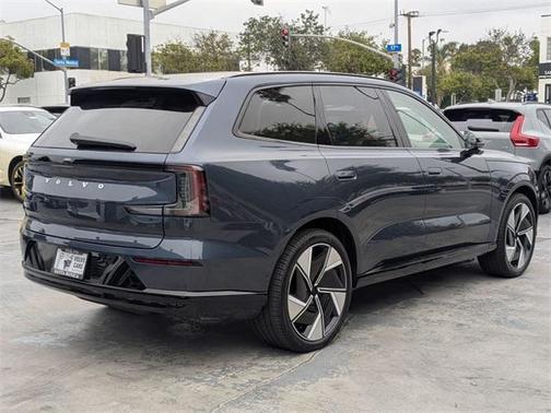 2025 Volvo EX90 Twin Motor Ultra