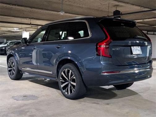 2026 Volvo XC90 B6 Core