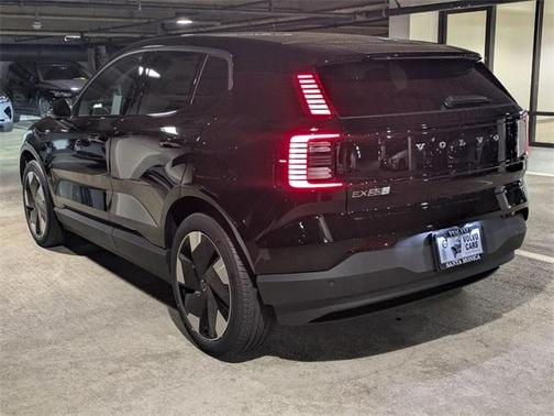 2026 Volvo EX30 Twin Motor Plus