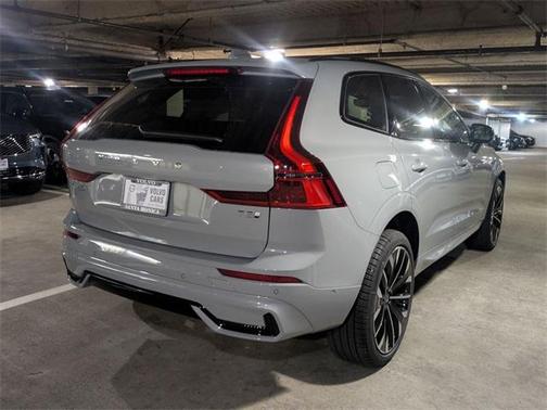 2026 Volvo XC60 Plug-In Hybrid T8 Ultra