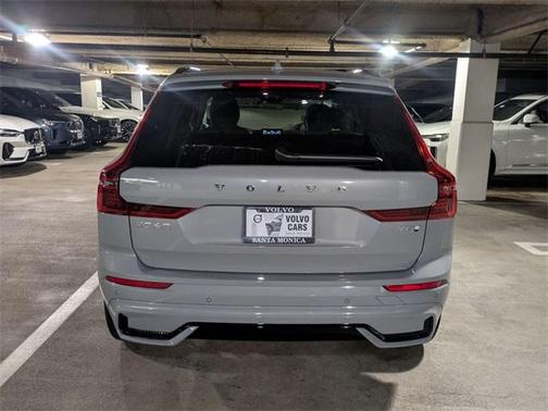 2026 Volvo XC60 Plug-In Hybrid T8 Ultra