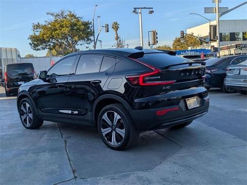 2023 Volvo C40 Recharge Pure Electric Twin Plus