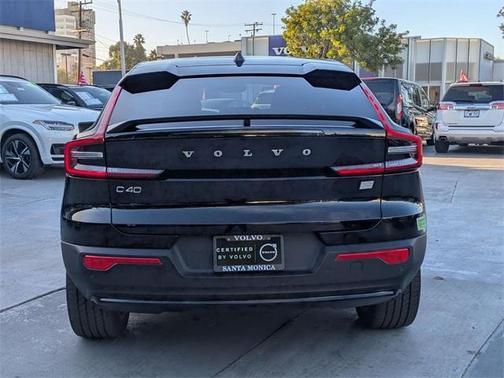 2023 Volvo C40 Recharge Pure Electric Twin Plus