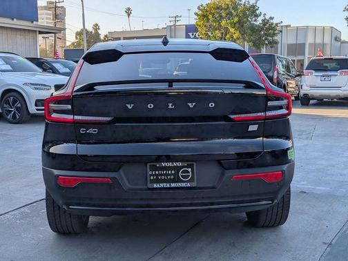 2023 Volvo C40 Recharge Pure Electric Twin Plus