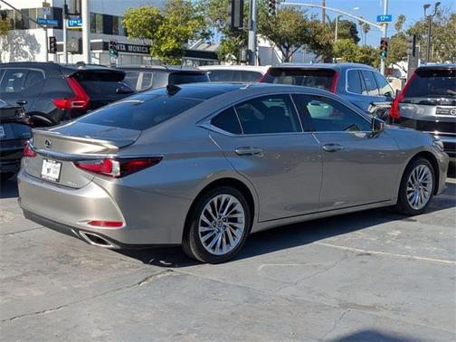 2021 Lexus ES 350 Luxury