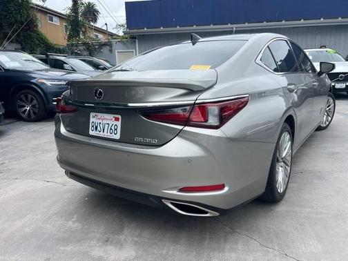 2021 Lexus ES 350 Luxury