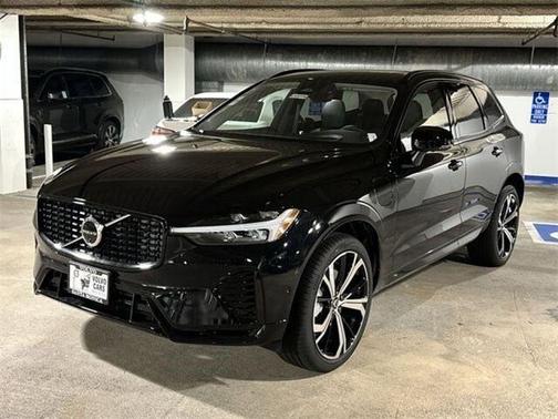 2025 Volvo XC60 Plug-In Hybrid T8 Ultra