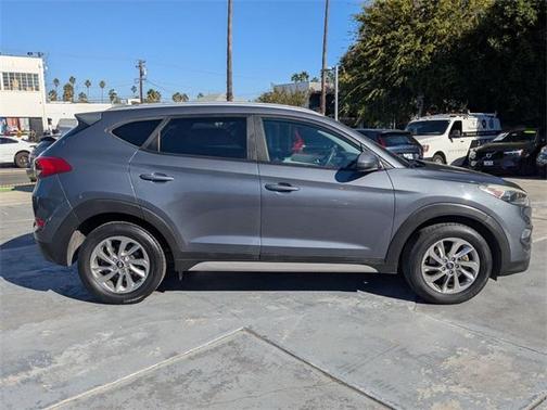 2018 Hyundai TUCSON SEL
