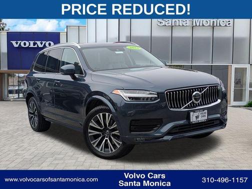 Denim Blue Metallic 2022 Volvo XC90 T6 Momentum 7 Passenger