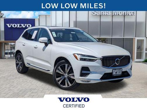 Crystal White 2023 Volvo XC60 B5 Plus Bright Theme