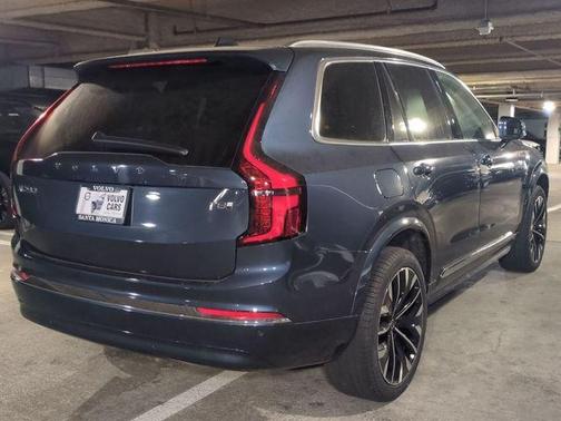 Denim Blue Metallic 2026 Volvo XC90 Plug-In Hybrid T8 Ultra 7-Seater
