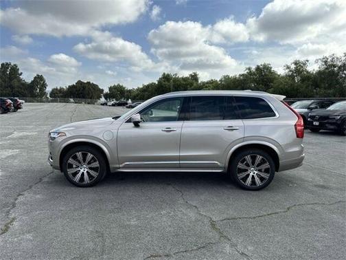 2024 Volvo XC90 Recharge Plug-In Hybrid T8 Ultimate 6-Seater