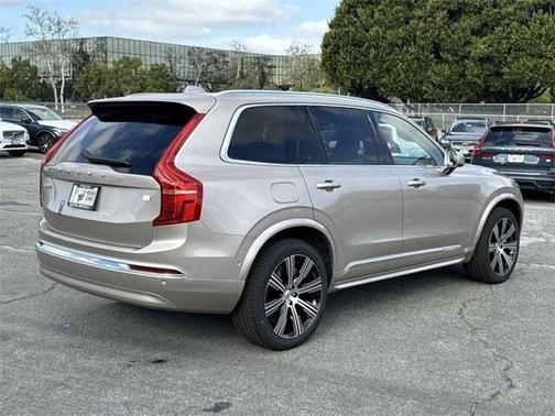 2024 Volvo XC90 Recharge Plug-In Hybrid T8 Ultimate 6-Seater