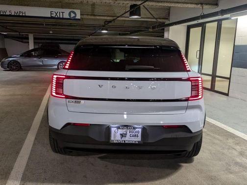 2026 Volvo EX30 Twin Motor Ultra