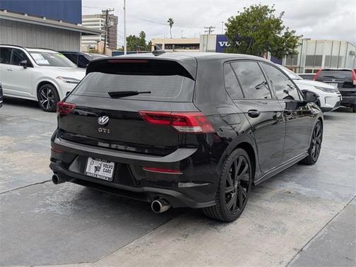 2022 Volkswagen Golf GTI 2.0T SE