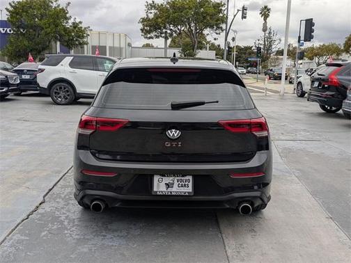 2022 Volkswagen Golf GTI 2.0T SE