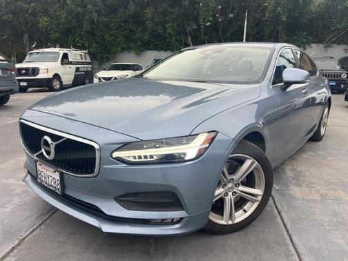 2019 Volvo S90 T5 Momentum
