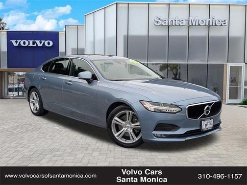 2019 Volvo S90 T5 Momentum
