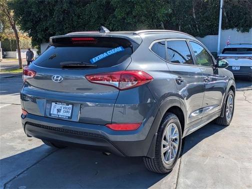 2018 Hyundai TUCSON SEL
