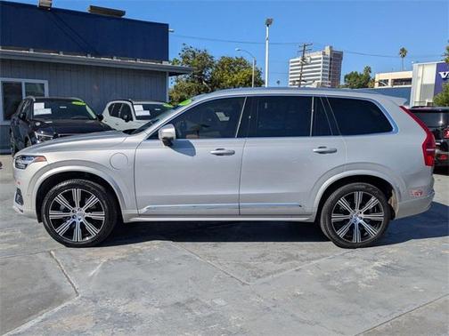 2024 Volvo XC90 Recharge Plug-In Hybrid T8 Plus Bright Theme 7 Passenger