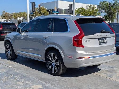 2024 Volvo XC90 Recharge Plug-In Hybrid T8 Plus Bright Theme 7 Passenger