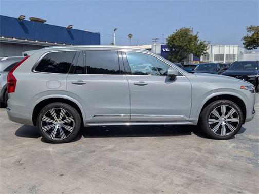 2024 Volvo XC90 Recharge Plug-In Hybrid T8 Plus Bright Theme 7 Passenger