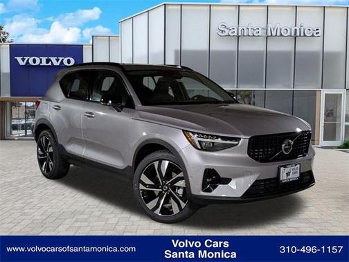 2026 Volvo XC40 B5 Plus