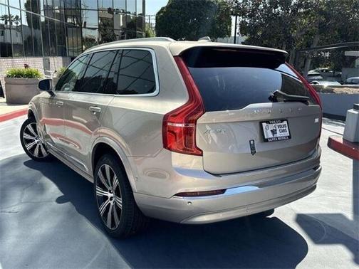 2024 Volvo XC90 Recharge Plug-In Hybrid T8 Ultimate Bright Theme 7-Seater
