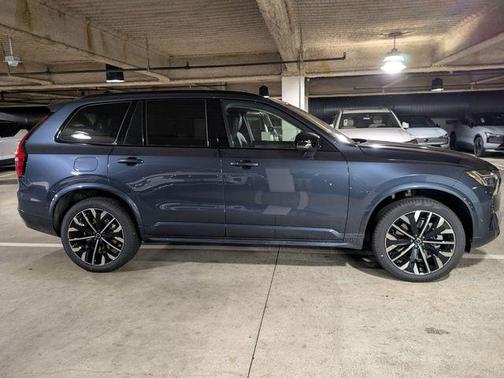 Denim Blue Metallic 2026 Volvo XC90 Plug-In Hybrid T8 Ultra Dark Theme 6-Seater