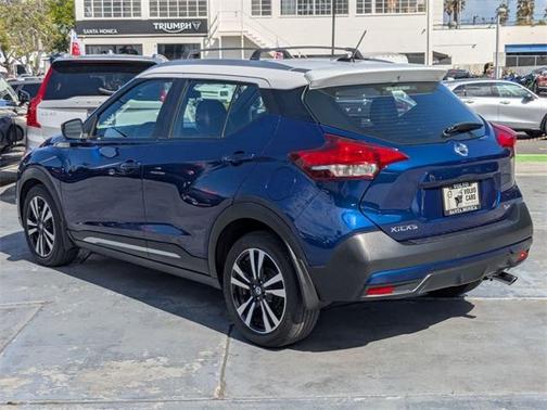 2019 Nissan Kicks SR