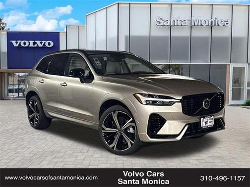2025 Volvo XC60 Plug-In Hybrid T8 Ultra