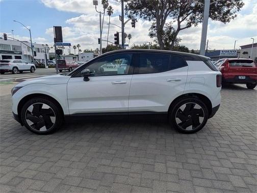 2025 Volvo EX30 Twin Motor Plus