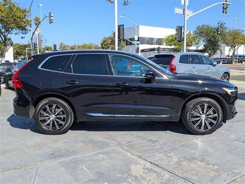 2021 Volvo XC60 T6 Inscription