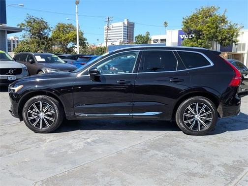 2021 Volvo XC60 T6 Inscription